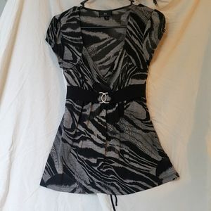 Black and Gray Tiger/Animal Stripe Blouse